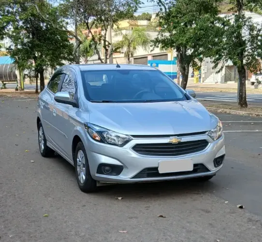 Chevrolet Onix Hatch LT 1.0 8V Flex Mec. 4P 2017