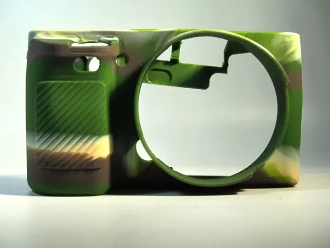 Capa de Silicone p/ Sony A6000 / A6300 / A6400 - Proteção Camuflada
