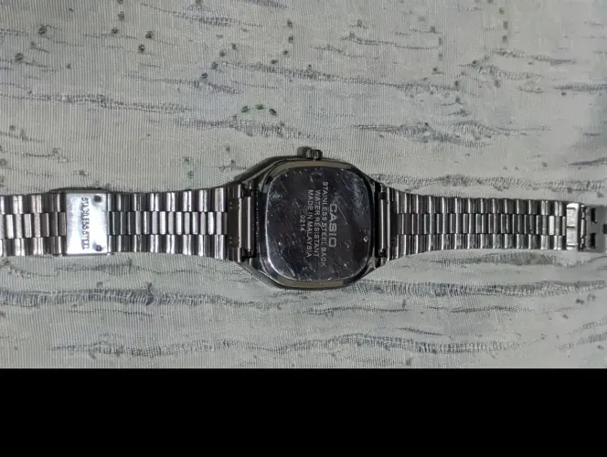 Casio Quartz MQ-518 Vintage
