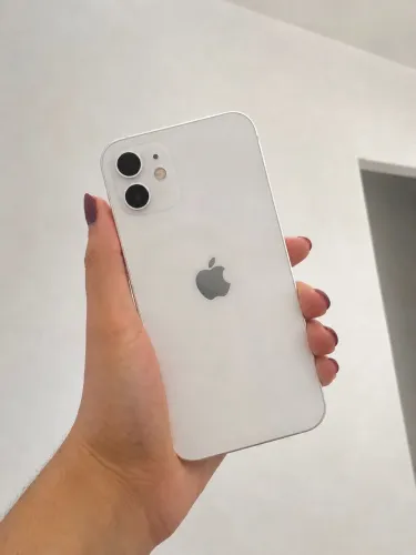iPhone 12