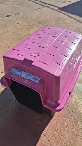 Casinha de Cachorro, PET, com ventilação, montável, rosa