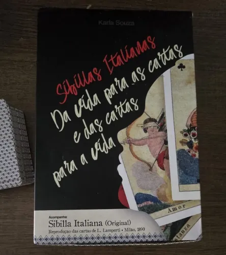 La Vera Sibilla Italiana - Kit com livro e cartas Karla Souza Sibillas italianas
