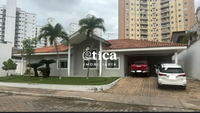 Casa no Golden Green com 340m² e 4 suítes