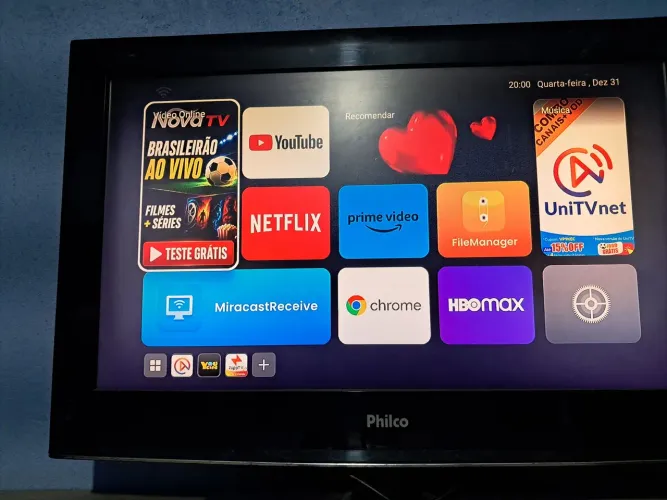 Vendo TV Philco 32 + aparelho pra transformar em smart