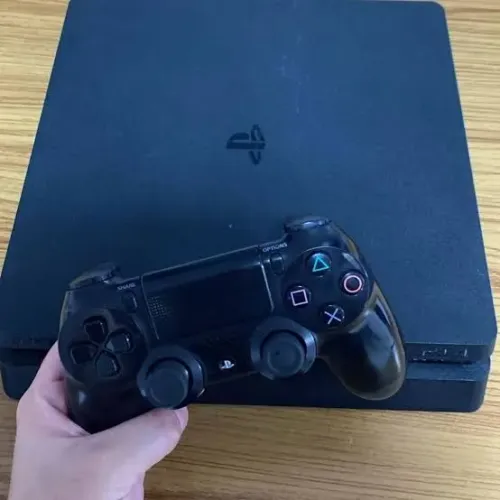 PS4 SLIM
