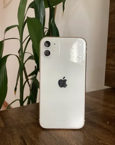 iPhone 11 64GB
