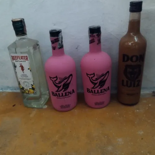 Bebidas lacradas em perfeito estado
