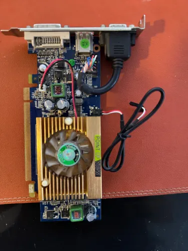 Placa de Vídeo NVIDIA GeForce 9500 GT 1GB DDR2 | Point of View | HDMI + DVI + VGA