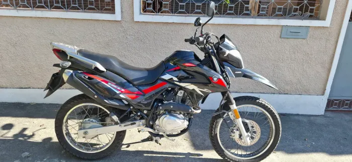 Moto haojue nk 150.