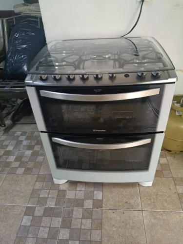 Vendo fogão Electrolux 2 fornos com entrega gratuita
