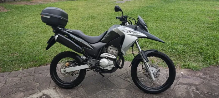 Honda XRE 300 - 
