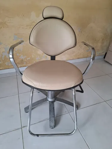 Cadeira de cabeleireiro hidráulica