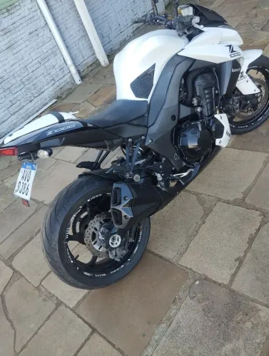 Z1000