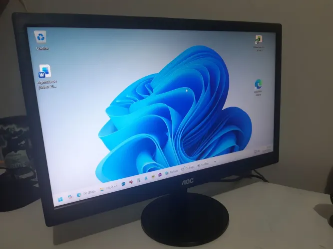 Monitor AOC 18.5 pol. em perfeito estado
