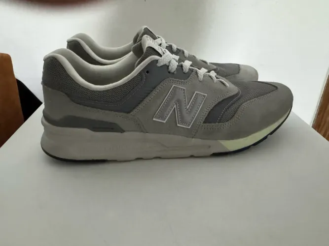 Tênis new balance 997H