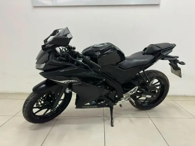 YAMAHA YZF R15 ABS 2025