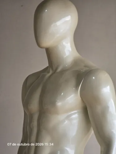 Manequim masculino importado várias articulações Bombado