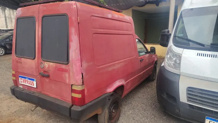 Fiat Fiorino Furgão 1.5 MPI / I.e. (álcool) 2000