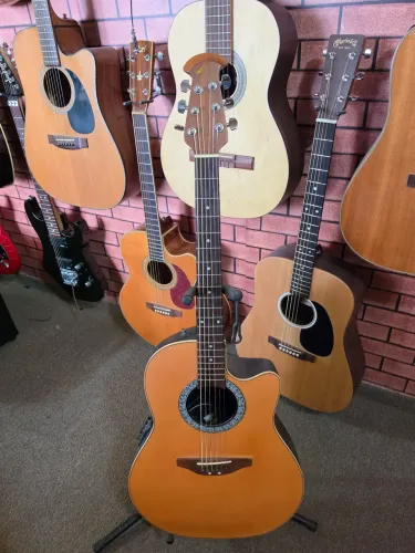Violão Ovation Celebrity coreano elétrico regulado com outro preamp ANALISO TROCAS
