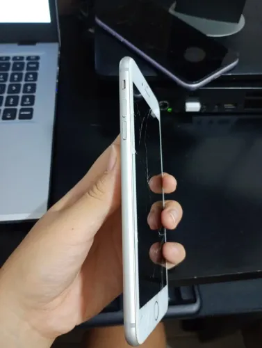  iPhone 8 Plus - Única Dona (Para Retirada de Peças ou Conserto)