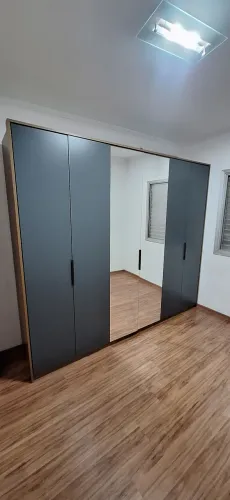 Guarda Roupas Semi Novo