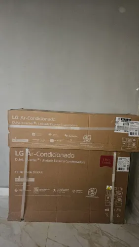 Ar Condicionado Split Hi Wall Lg Dual Inverter Voice ai 12000 BTUs Frio R32<br><br>220V