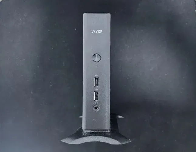 Mini PC Dell Wyse 5060 Thin Client AMD GX-424CC 2.4GHz 16GB DDR3L 8GB SATA RJ-45 e WI-Fi