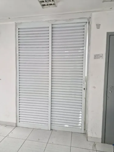 Porta balcão alumínio branco 1.65x 2.40 altura 