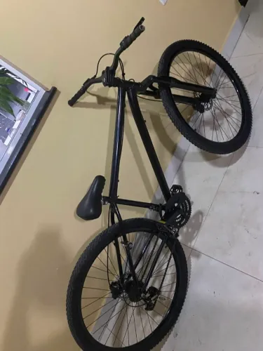 Bike aro 29 usado a um ano 