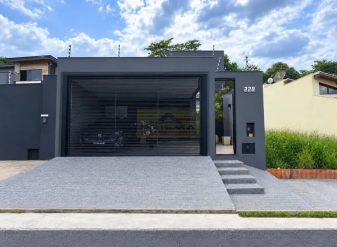 Casa à venda em Itupeva-SP: 2 suítes, ambientes sociais integrados, lavabo, 2 vagas de gar