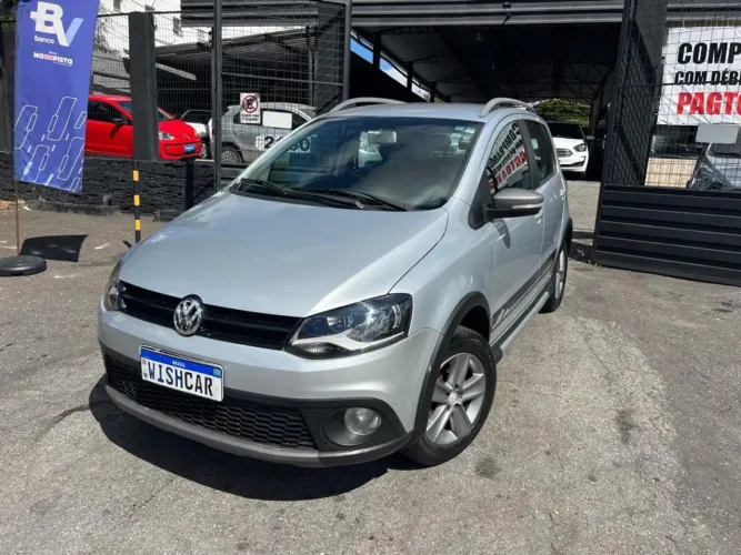 Volkswagen Crossfox 1.6 MI Total Flex 8V 5P 2012