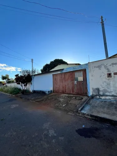 Vendo casa abaixo do valor de mercado em Luziânia