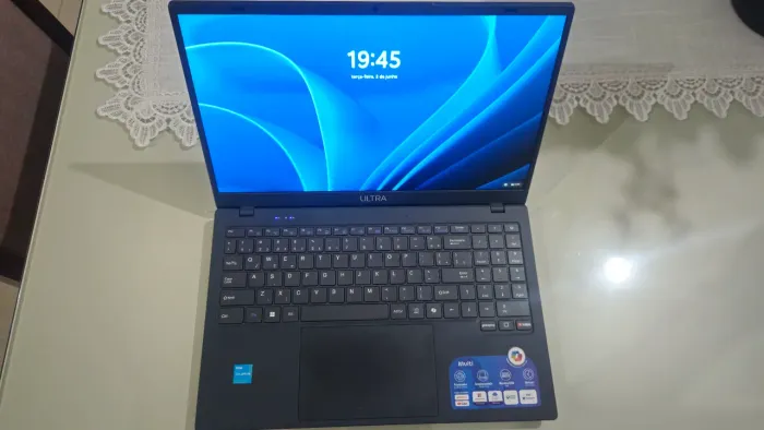 NOTEBOOK COM 1 MÊS DE USO - Multilaser Notebook Ultra UB261<br><br>Celeron N4020C