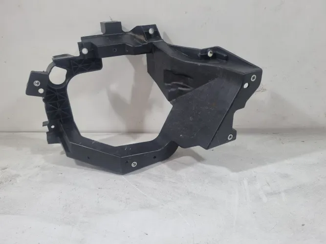 Suporte farol Fiat toro lado direito original