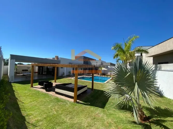 Casa à venda e para alugar em Nova Odessa, Estância Hípica, com 3 suítes, com 481 m²