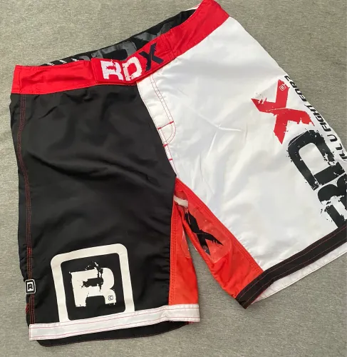 Bermuda de MMA/Jiu-Jitsu da marca inglesa RDX