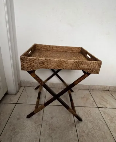 Bandeja Cesta de Fibra com Suporte Dobrável