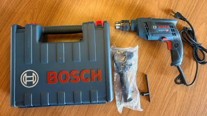 FURADEIRA BOSCH PROFESSIONAL GSB 13 RE - 220 V