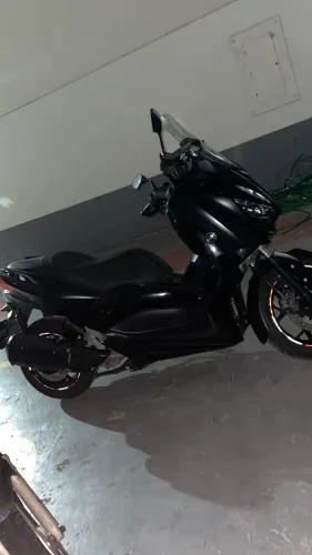 Xmax 250 ABS 2022 - 22.000 km