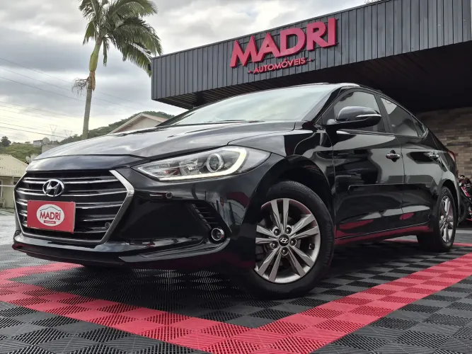 Hyundai Elantra Special Edit. 2.0 16V Flex Aut. 2017