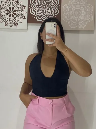 Cropped Kiara Preto