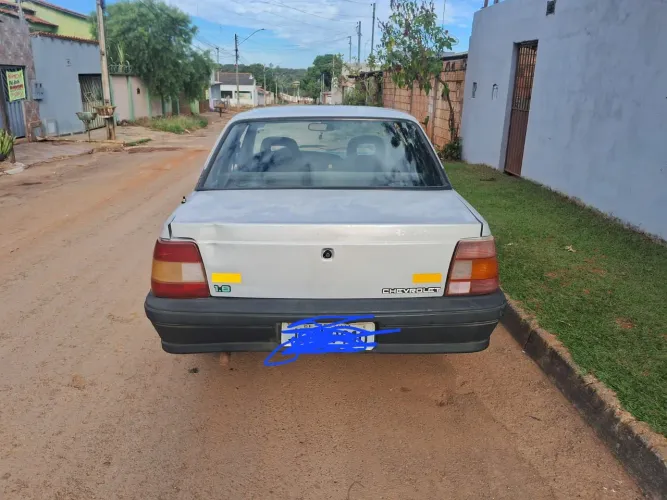 Chevrolet Monza GL 1.8 Efi/ SL/ L/ 650/barc. 2e4p (álcool) 1993