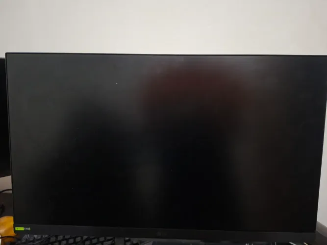 Monitor LG Ultragear 144Hz + Suporte Articulado ELG
