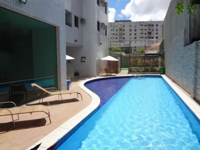 Apartamento Reformado para Locação no Jaqueira Park | 2 Quartos | R$ 7.000 com Taxas