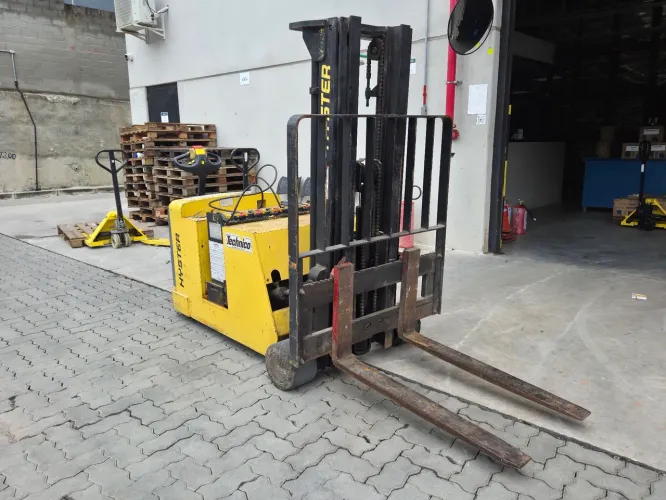 Empilhadeira HYSTER TJ203 