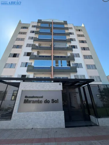 Apartamento Padrão para alugar em Jardim Guaporé, Maringá-PR