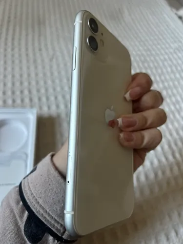 Vendo iPhone 11 seminovo excelente estado