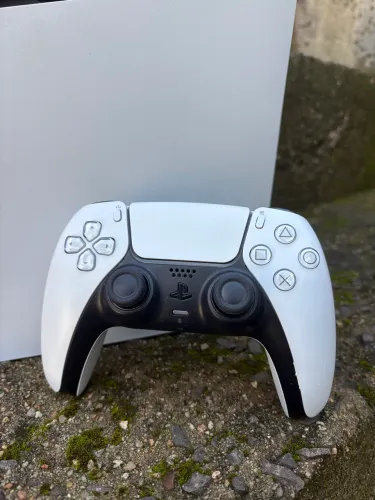? PlayStation 5 Slim 1TB ? Praticamente NOVO!