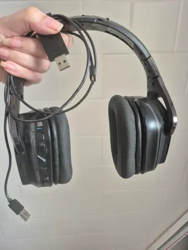 Fone logitech g933