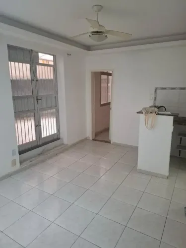 Imóvel para aluguel tem 33 metros quadrados com 1 quarto em Flamengo - Rio de Janeiro - RJ